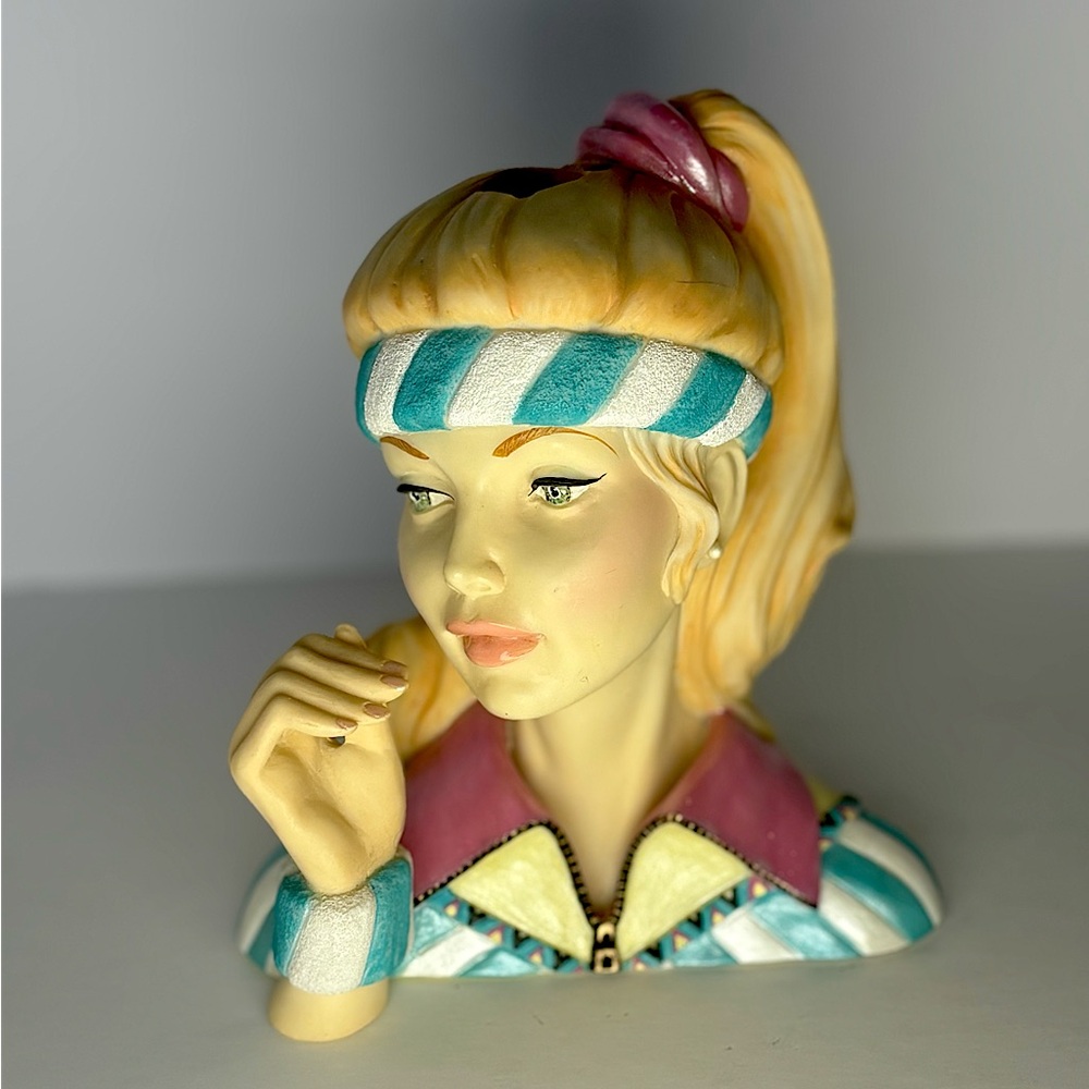 Vintage Cameo Girls Head Vase Judith 1985 “Athletic Allure”